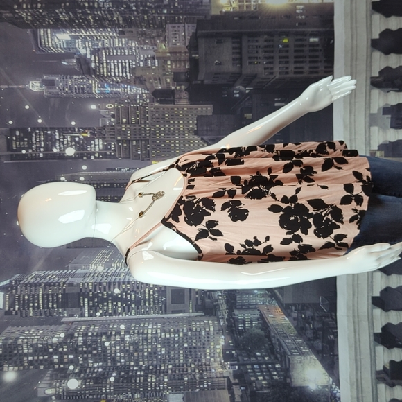 BEPEI sz L Pink & Black Pleated Floral Print Flowing Camisole - Picture 4 of 7